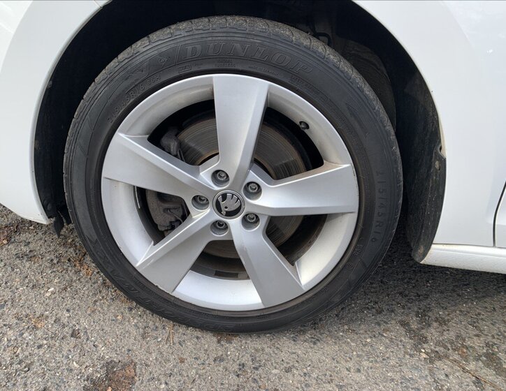 Škoda Rapid Hatchback 999,0 81 kw