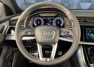 Audi Q8 SUV / Terénní 3,0 l 210 kw