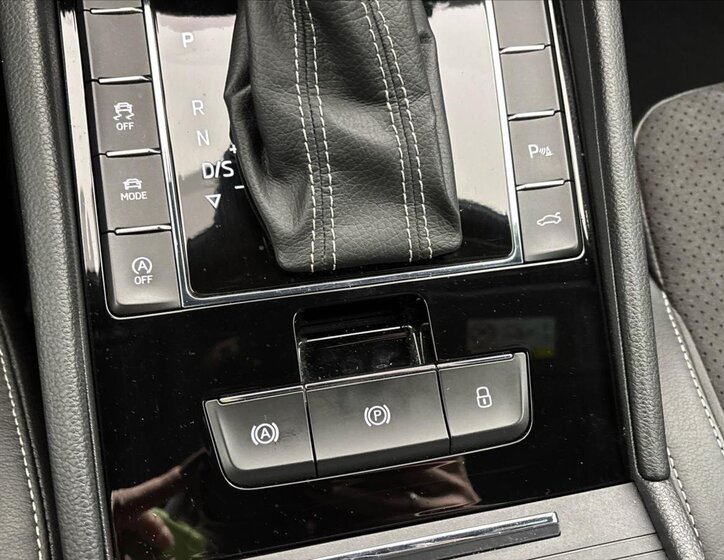 Škoda Superb Liftback 2,0 l 140 kw