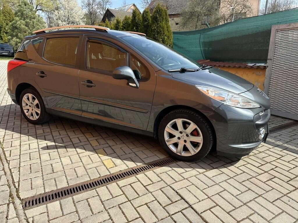 Peugeot 207 Kombi 1,6 l 88 kw