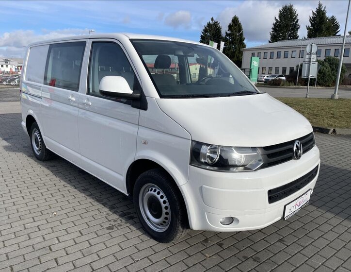 Volkswagen Transporter Kombi 2,0 l 75 kw