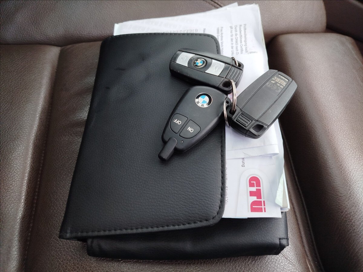 BMW X5 SUV 3,0 l 173 kw