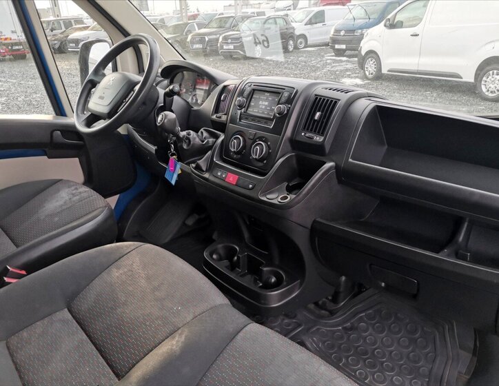 Peugeot Boxer Ostatní 2,0 l 120 kw