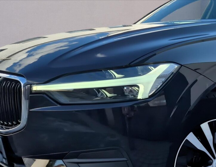 Volvo XC60 SUV / Terénní 2,0 l 145 kw