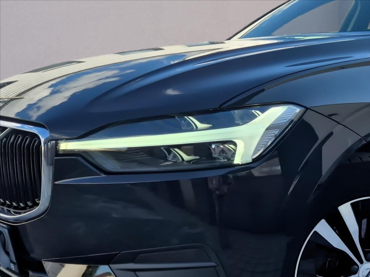 Volvo XC60 SUV / Terénní 2,0 l 145 kw