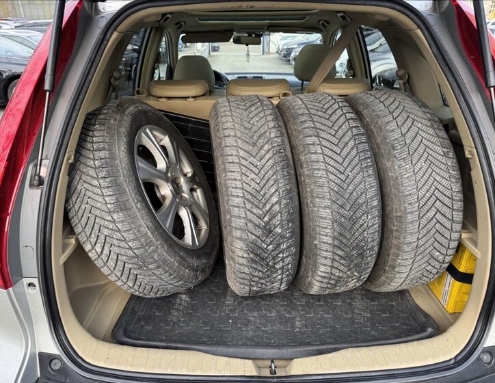 Honda CR-V SUV / Terénní 2,0 l 110 kw