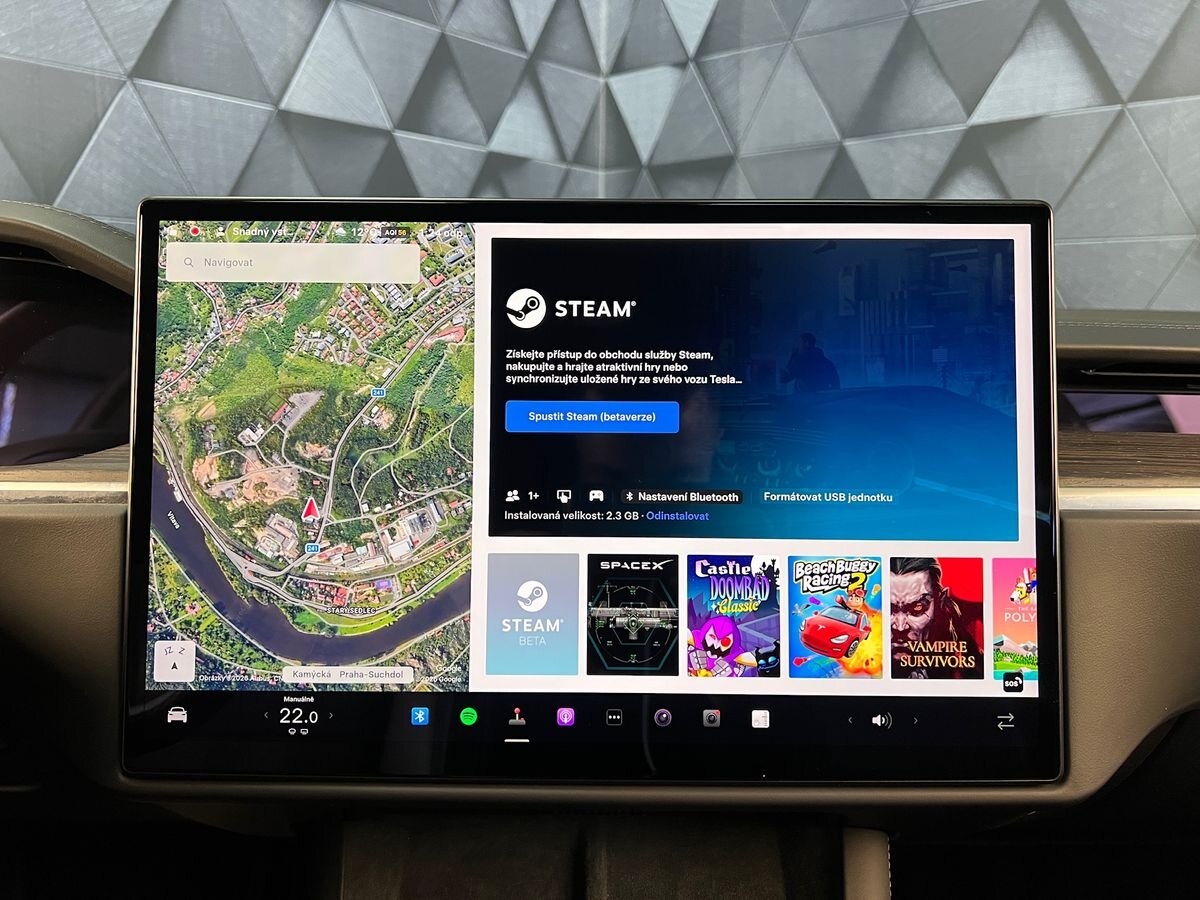 Tesla Model X SUV / Terénní 0,0 493 kw