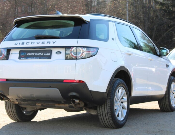 Land Rover Discovery Sport SUV / Terénní 2,0 l 110 kw