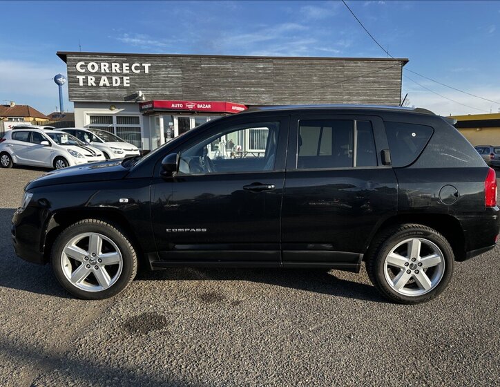 Jeep Compass SUV 2,1 l 120 kw