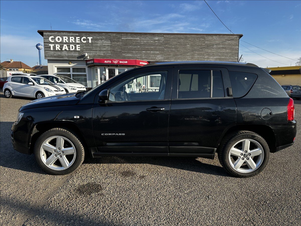 Jeep Compass SUV 2,1 l 120 kw