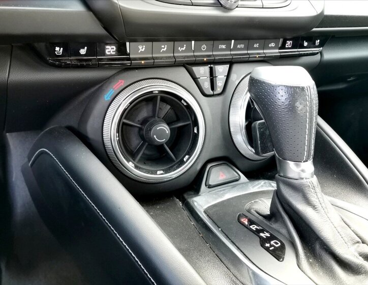 Chevrolet Camaro Kupé 6,2 l 333 kw