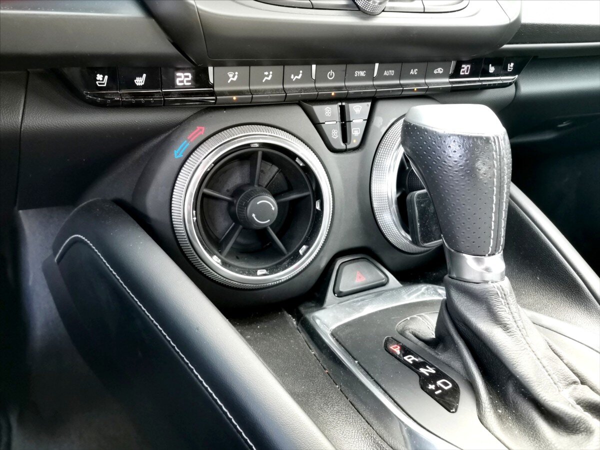 Chevrolet Camaro Kupé 6,2 l 333 kw