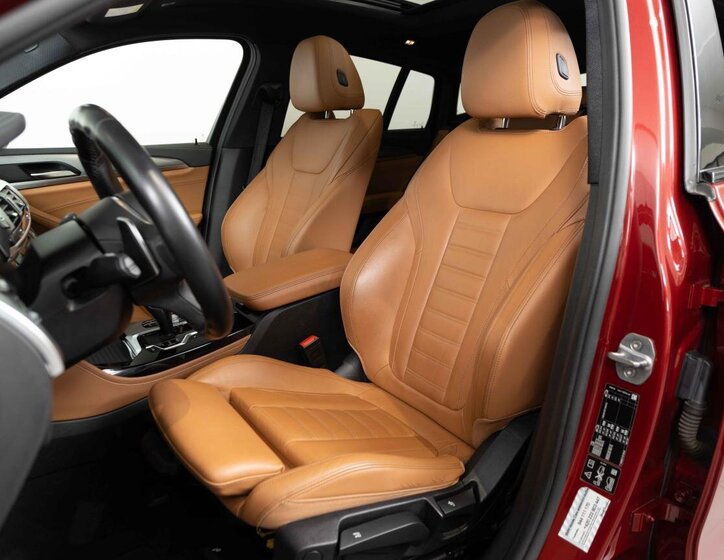 BMW X4 SUV / Terénní 3,0 l 240 kw