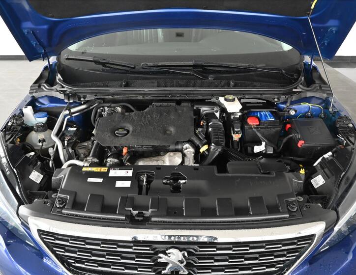 Peugeot 308 5