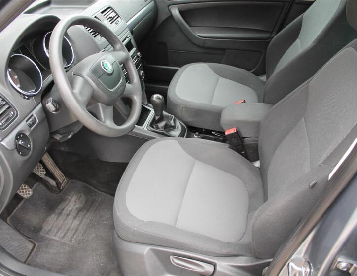 Škoda Yeti 7