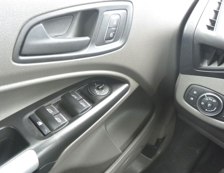 Ford Transit Connect 14