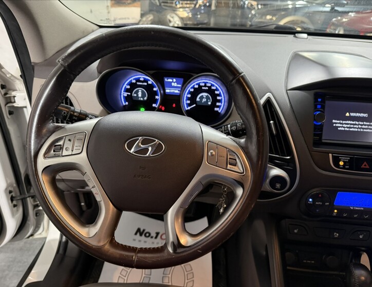 Hyundai ix35 8