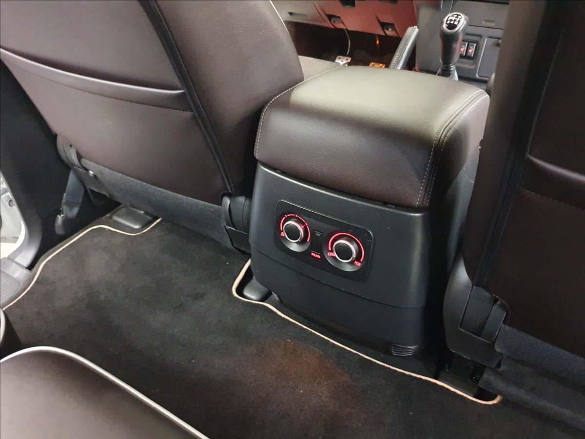 Mitsubishi Pajero Ostatní 3,2 l 147 kw
