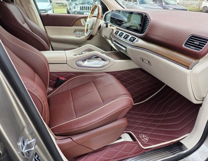 Mercedes-Benz GLS SUV 4,0 l 410 kw