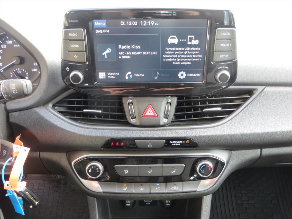 Hyundai i30 Kombi 1,6 l 85 kw