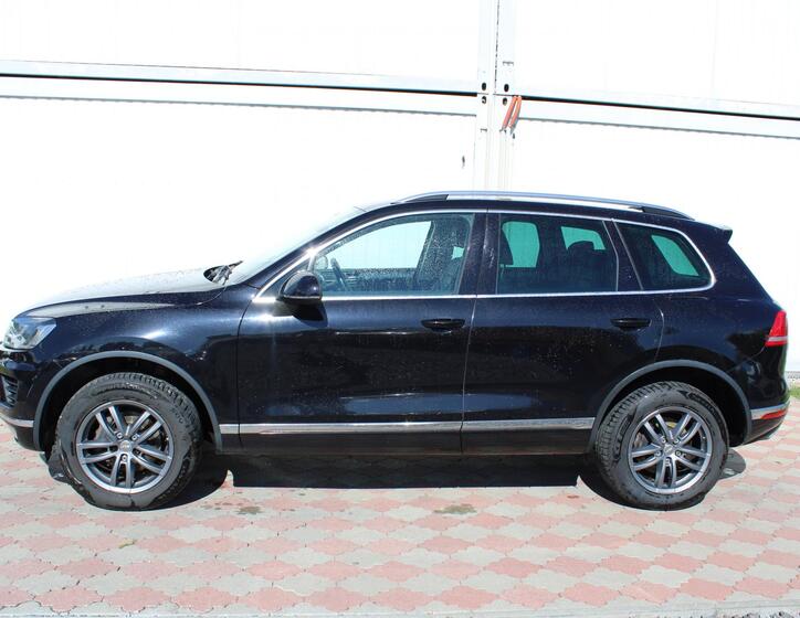 Volkswagen Touareg 6