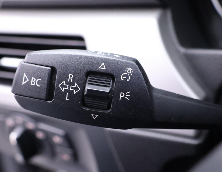 BMW Řada 3 Sedan / Limuzína 2,0 l 110 kw