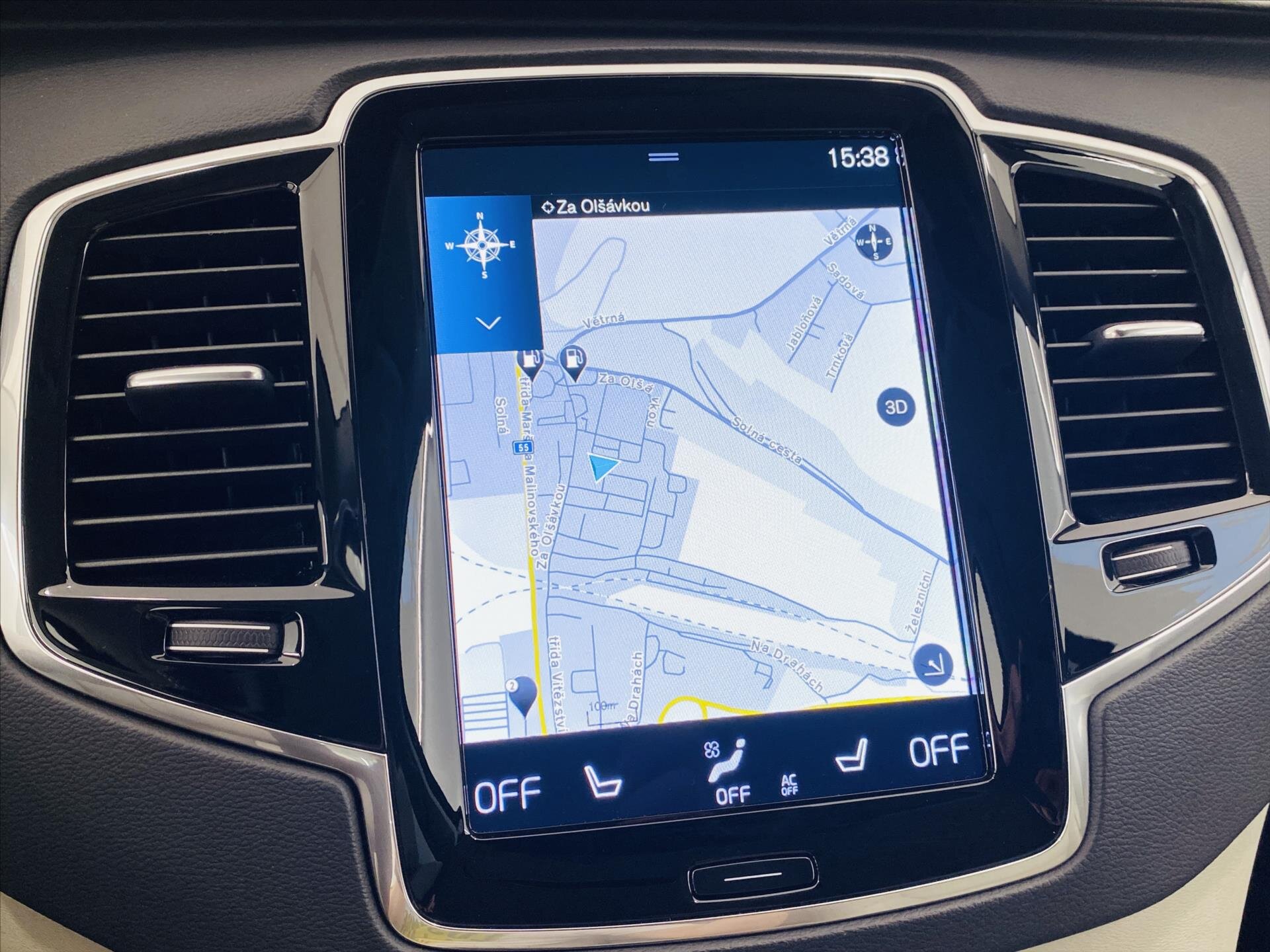 Volvo XC90 SUV / Terénní 2,0 l 173 kw