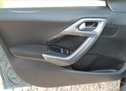 Peugeot 2008 SUV / Terénní 1,2 l 60 kw