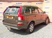Volvo XC90 SUV 2,4 l 147 kw