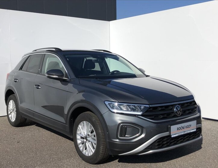 Volkswagen T-Roc 7
