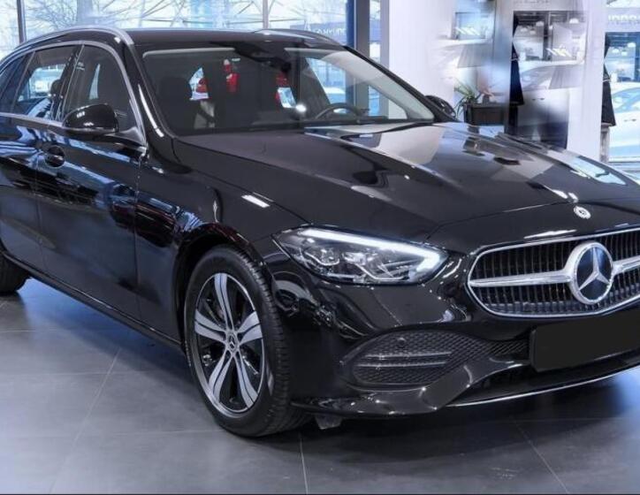 Mercedes-Benz Třídy C Kombi 2,0 l 120 kw