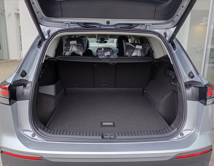 Volkswagen Tayron SUV / Terénní 2,0 l 110 kw