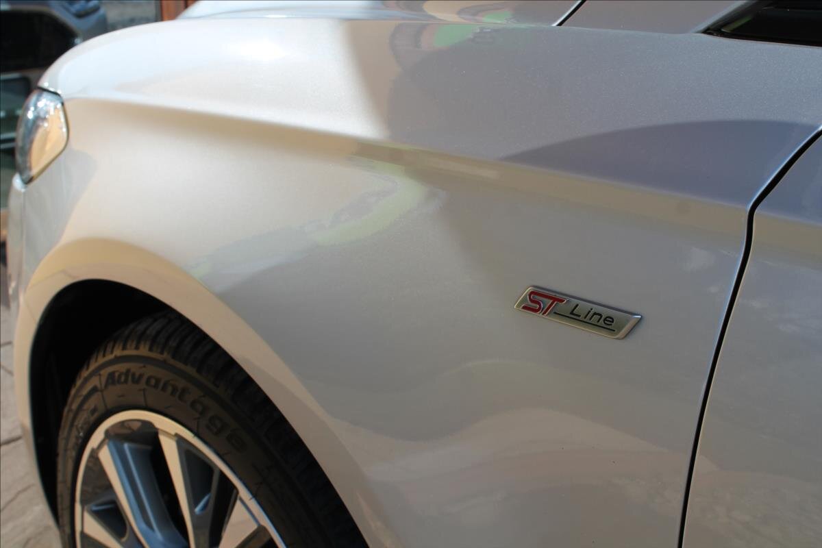 Ford Mondeo Kombi 2,0 l 132 kw