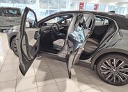 Toyota C-HR CUV / Crossover 0,0 252 kw
