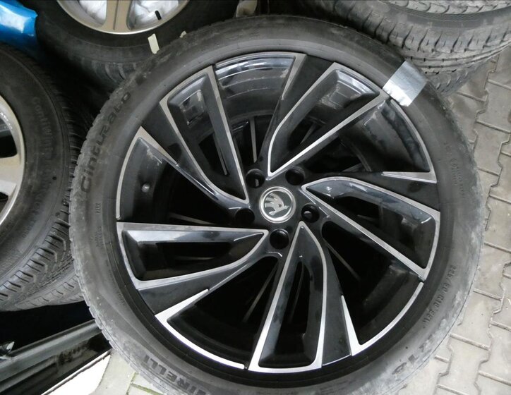 Škoda Karoq SUV 2,0 l 110 kw