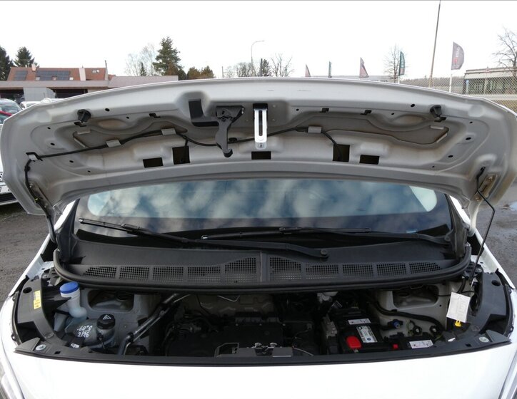 Peugeot Expert Kombi 1,5 l 88 kw