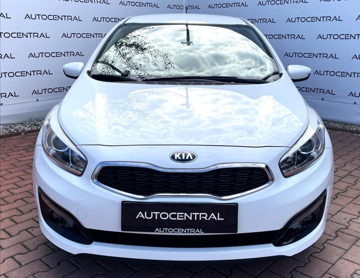KIA Ceed Hatchback 1,4 l 73 kw