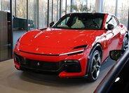 Ferrari Ostatní SUV / Terénní 6,5 l 533 kw