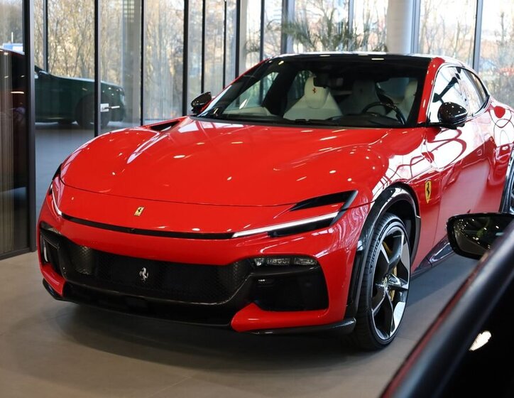 Ferrari Ostatní SUV / Terénní 6,5 l 533 kw