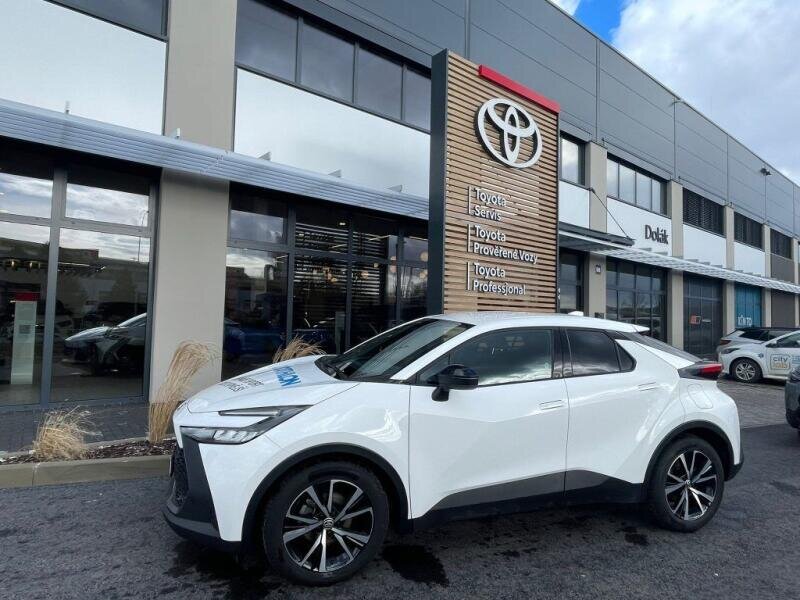 Toyota C-HR SUV / Terénní 1,8 l 98 kw