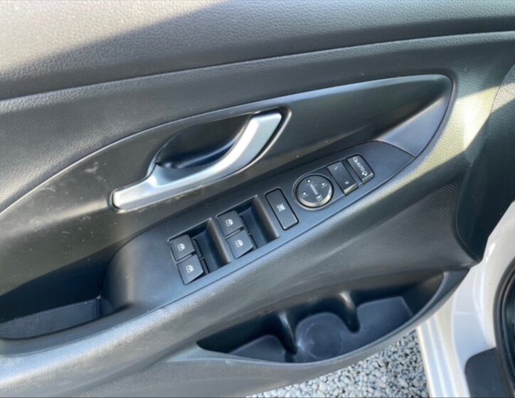 Hyundai i30 Kombi 998,0 88 kw