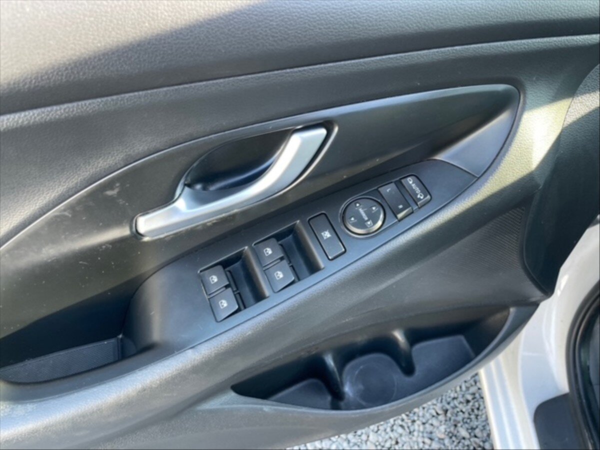 Hyundai i30 Kombi 998,0 88 kw