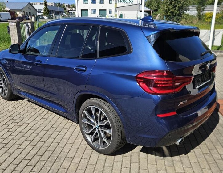 BMW X3 SUV 3,0 l 195 kw