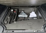 Land Rover Defender SUV / Terénní 3,0 l 221 kw