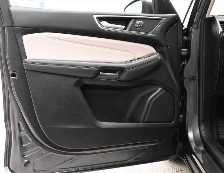 Ford S-MAX MPV 2,0 l 140 kw