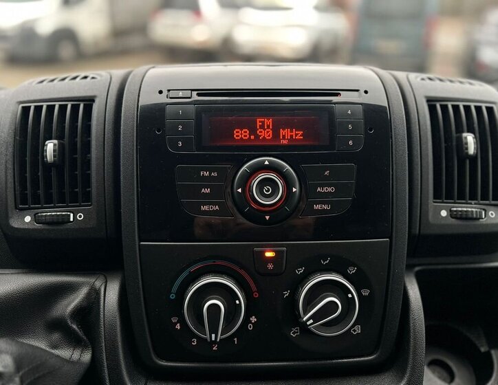 Peugeot Boxer Skříň 2,2 l 110 kw