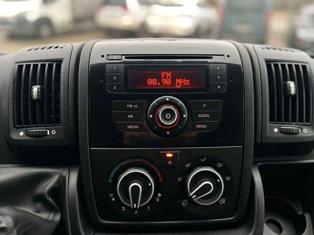 Peugeot Boxer Skříň 2,2 l 110 kw