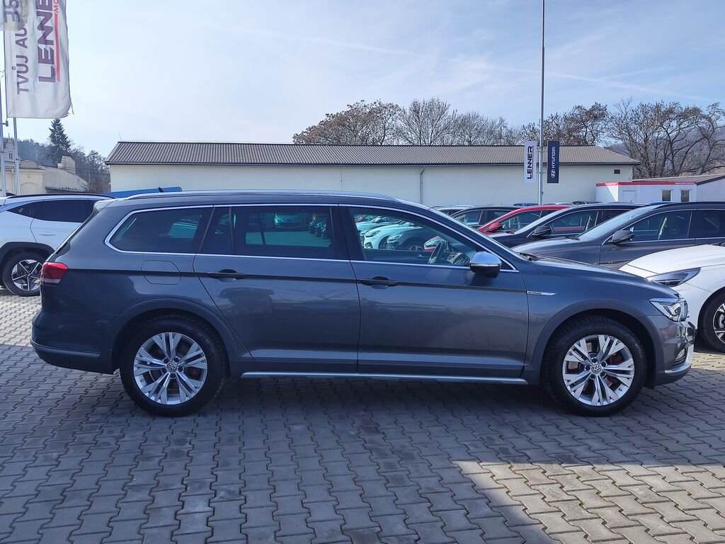Volkswagen Passat Kombi 2,0 l 176 kw