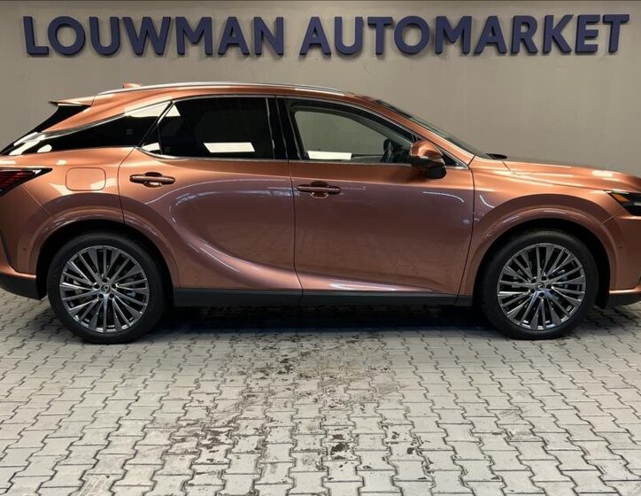 Lexus RX 450h plus SUV 2,5 l 227 kw
