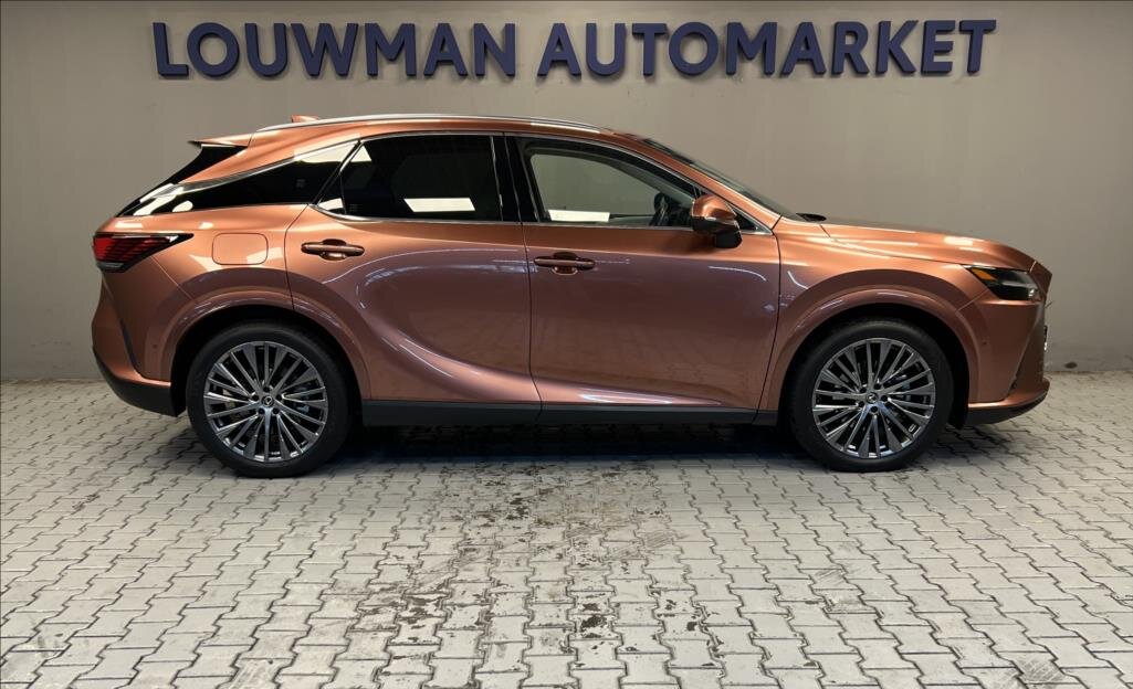 Lexus RX 450h plus SUV 2,5 l 227 kw
